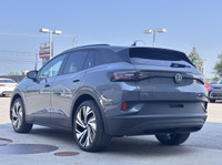 // JAMAIS ACCIDENTÉ! // // UN SEUL PROPRIÉTAIRE // // EXCELLENTE CONDITION! //Le Volkswagen ID.4 Pro... (image 3)