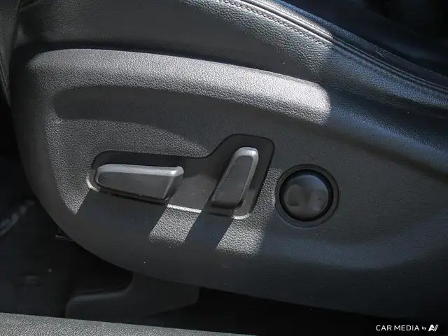 2017 Hyundai Tucson SE | Bluetooth | Heated Seats | AWD | XM dans Autos et camions dans London - Image 31