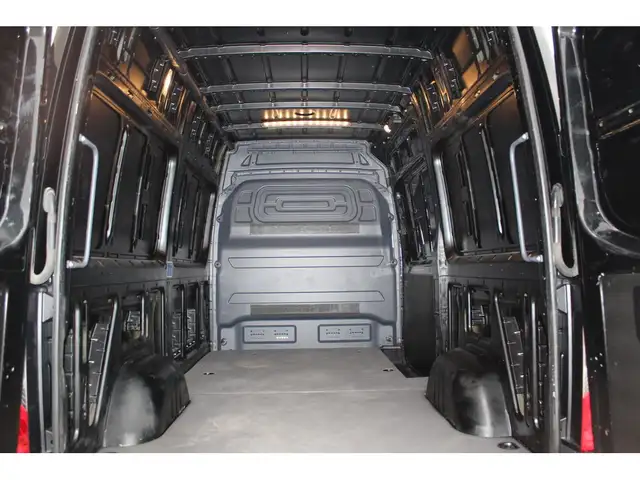 2021 Mercedes-Benz Sprinter Cargo Van \"4X4\" - \"3.0L DIESEL\"  in Cars & Trucks in City of Toronto - Image 7