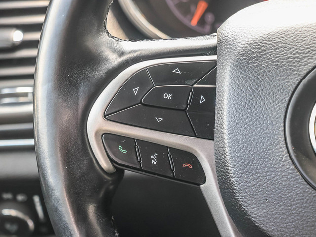 2020 Jeep Grand Cherokee Limited in Cars & Trucks in London - Image 4