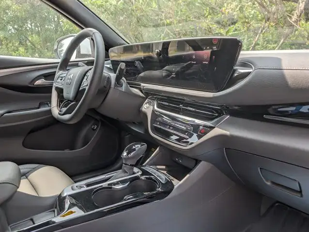 2025 Buick Envista Avenir- Adv Safety Pkg - Power Moonroof dans Autos et camions dans Barrie - Image 19