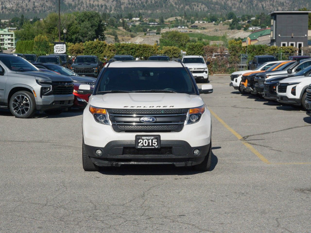 2015 Ford Explorer in Cars & Trucks in Penticton - Image 2
