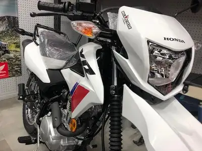 2025 HONDA XR 150 LS XR 150 LS Dual Sport White NEW Advertised at $ 4199 Including fine print $ 4868...