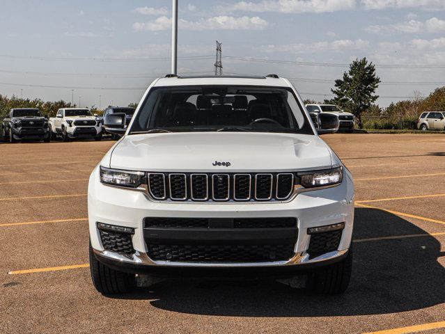 2023 Jeep Grand Cherokee L Limited V6 4X4 in Cars & Trucks in Strathcona County - Image 3