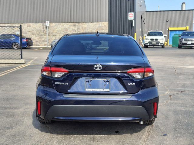 2020 Toyota Corolla XLE Sedan | Leather | Sunroof | Nav in Cars & Trucks in Guelph - Image 4