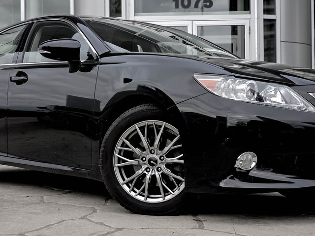 2013 Lexus ES 350 | Technology Pkg | Safety Certified | FWD in Cars & Trucks in City of Toronto - Image 3