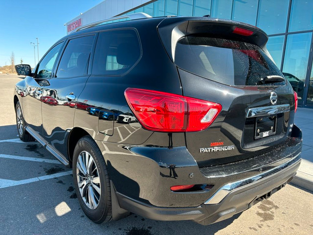  2019 Nissan Pathfinder SL Premium 4WD *ACCIDENT FREE CARFAX* MO in Cars & Trucks in Calgary - Image 4