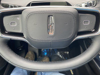 The 2025 Nautilus is a new take on the midsize favourite Lincoln. The front end and signature grill... (image 7)