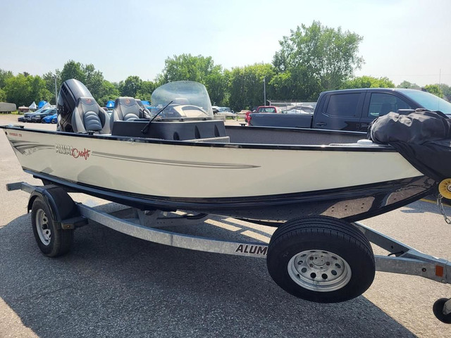 2020 Alumacraft Voyageur 175 CS in Powerboats & Motorboats in Ottawa - Image 3