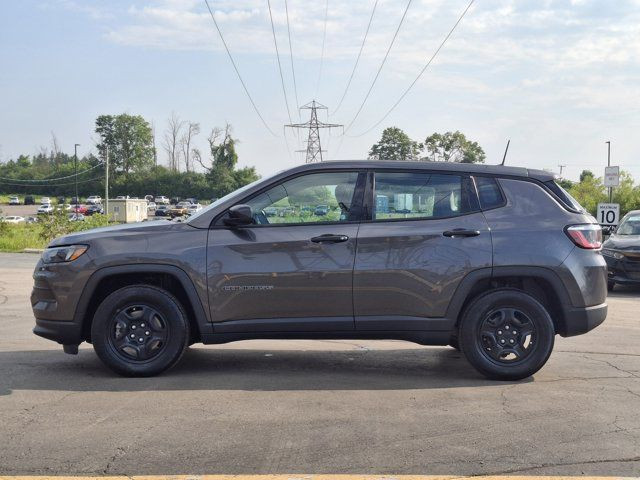 2022 Jeep Compass Sport Apple Carplay | Android Auto | Rain in Cars & Trucks in Guelph - Image 2