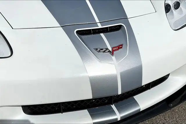 2013 Chevrolet Corvette Z06 Fixed Roof Z06, 7.0L SFI V8 ENGIN... dans Autos et camions dans Calgary - Image 25