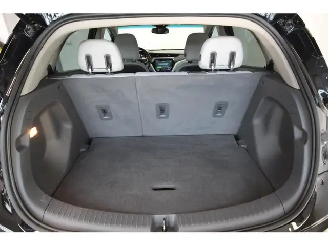 2021 Chevrolet Bolt EV in Cars & Trucks in Lévis - Image 28