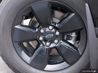 Odometer is 11280 kilometers below market average! Blade Silver Metallic 2022 Chevrolet Colorado LT... (image 5)