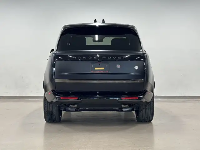 2023 Land Rover NEW RANGE ROVER P530 SV SWB in Cars & Trucks in City of Montréal - Image 14