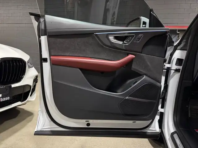 2022 Audi SQ8 BLACK OPTICS MASSAGE RED INTERIOR! in Cars & Trucks in Mississauga / Peel Region - Image 15