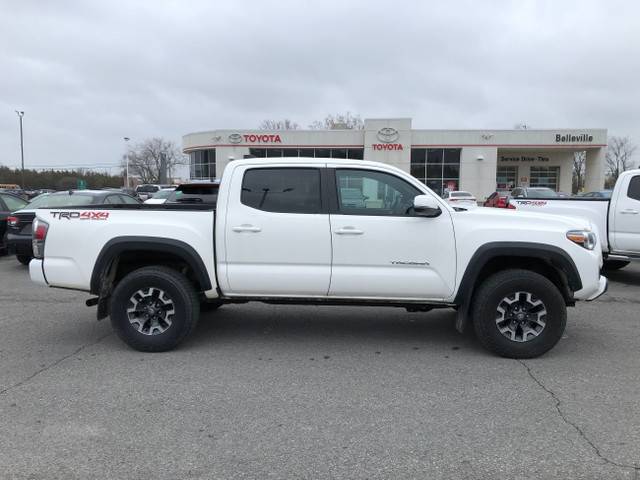 2022 Toyota TACOMA DBL CAB ONE OWNER, LOW KMS in Cars & Trucks in Belleville - Image 4