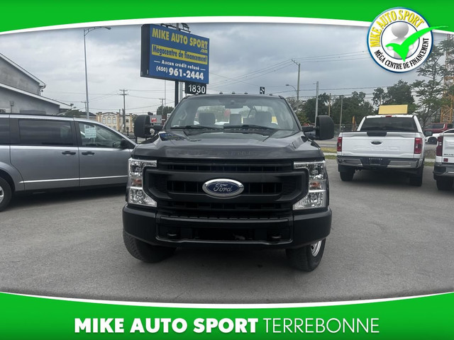 Ford Super Duty F-350 SRW XL cabine simple 4RM caisse de 8 pi 20 in Cars & Trucks in Laval / North Shore - Image 2
