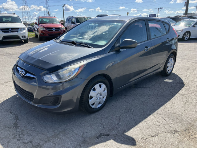 2012 Hyundai Accent GL in Cars & Trucks in Laval / North Shore