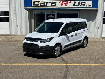 This exceptional one-owner, accident-free 7-passenger van has only 13,000 km and is a remarkable fin...