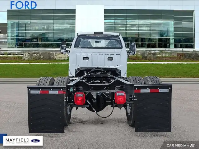 2026 Ford F750 Chassis Truck in Cars & Trucks in Mississauga / Peel Region - Image 6