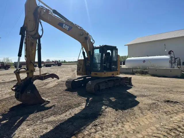 2018 Cat 315FLCR Excavator with Thumb #9708 DP in Heavy Equipment in Edmonton - Image 5