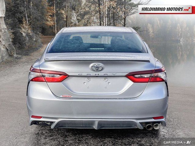2022 Toyota Camry SE in Cars & Trucks in Hamilton - Image 4