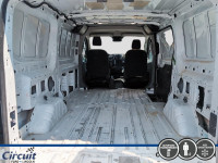 Le Transit T-150 est un fourgon utilitaire robuste, au format idéal pour les professionnels. Il alli... (image 6)