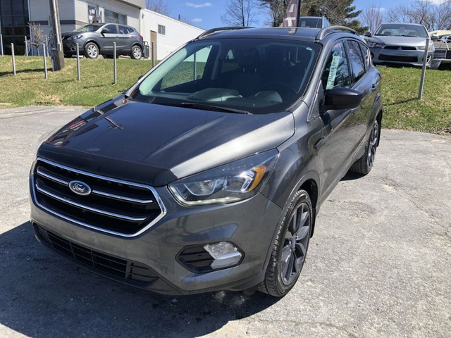 2017 Ford Escape SE 2.0 AWD MAGS in Cars & Trucks in Sherbrooke - Image 2