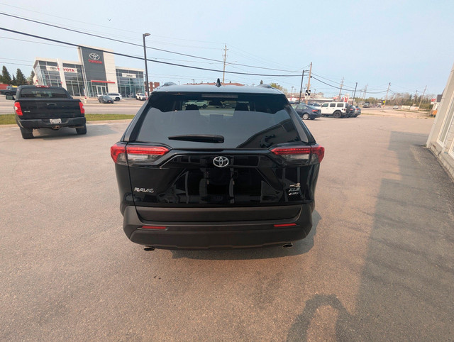 2022 Toyota RAV4 XLE in Cars & Trucks in Timmins - Image 4