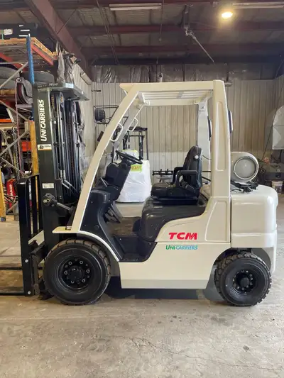 Powertrain: Propane powered Nissan(2.5L) with interactive display panel Cooling: Large capacity alum...