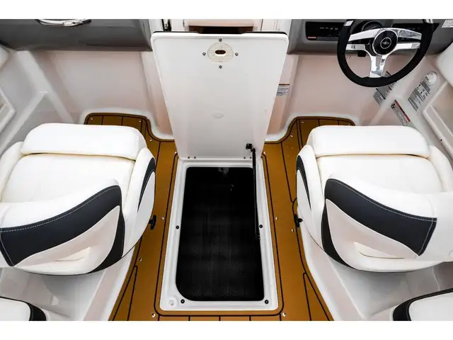 2025 Chaparral 23 SSI in Powerboats & Motorboats in Québec City - Image 27