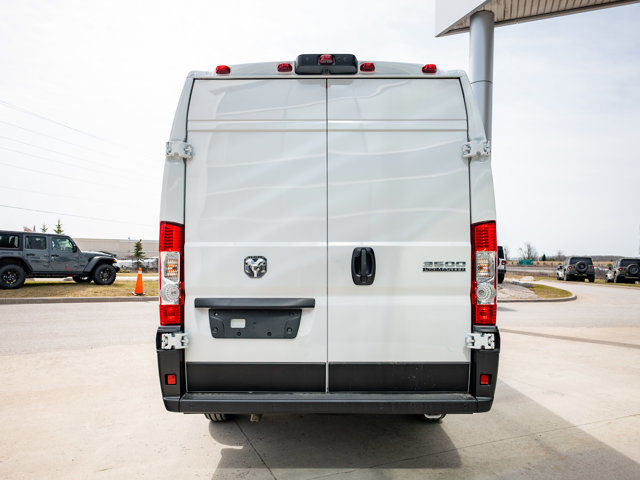 2025 Ram ProMaster Cargo Van SLT+ in Cars & Trucks in Barrie - Image 4