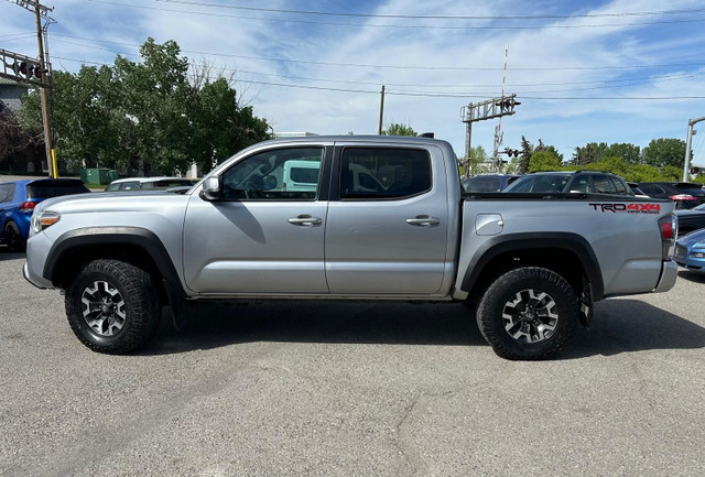 2020 Toyota Tacoma TRD Off-Road Automatic, Navi, B.U. Cam. Low K in Cars & Trucks in Calgary - Image 3