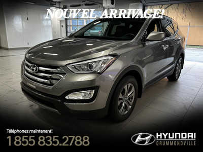 HYUNDAI SANTA FE SPORT 2015 + A/C + MAGS + CRUISE + WOW !!