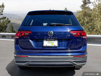 Experience the versatility and safety of the 2024 Volkswagen Tiguan Comfortline, boasting 40712km an... (image 4)