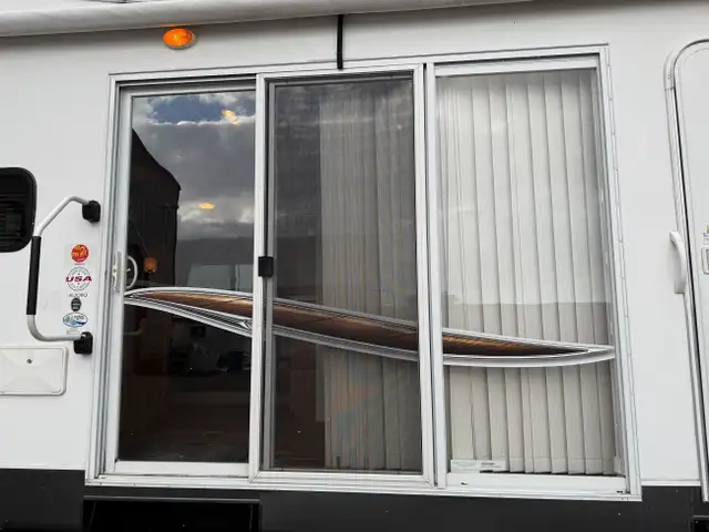 2015 Forest River Wildwood 402QBQ Destination Home in Park Models in St. Albert - Image 13