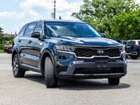 All purchasers receive a CarHub Rewards Card for $1000 towards service! This Kia Sorento LX + AWD 7... (image 7)