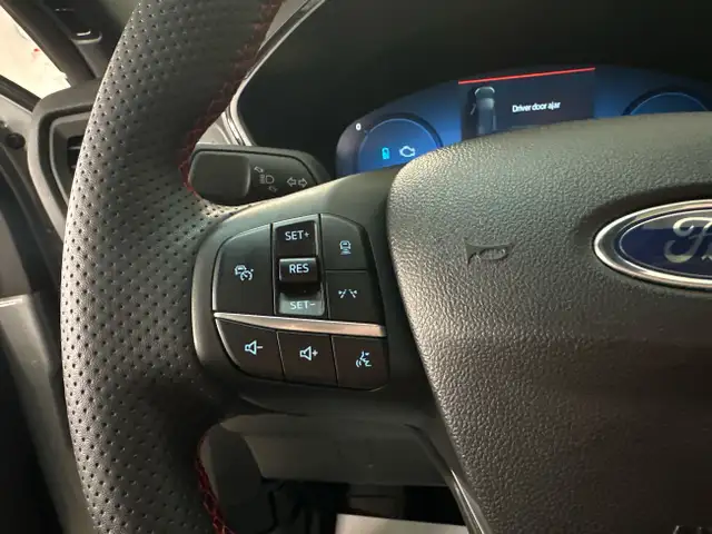 2023 Ford Escape ST-Line Elite ST-LINE ELITE/HYBRID/AWD/PANOR... in Cars & Trucks in Belleville - Image 24