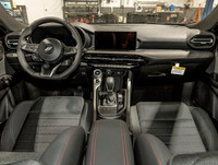 À voir! / Come see it! Tout un VUS! / Very nice SUV! DISPONIBLE POUR LIVRAISON IMMÉDIATE! / AVAILABL... (image 3)