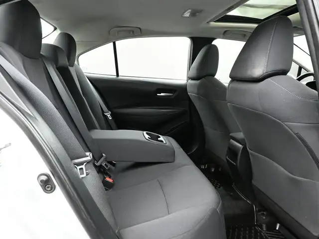 2020 Toyota Corolla LE UPGRADE SUNROOF, HEATED STEERING, HEATED  in Cars & Trucks in City of Halifax - Image 23