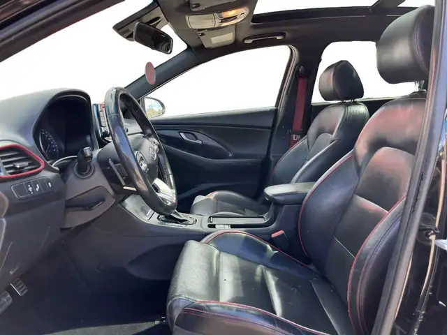 2018 Hyundai Elantra GT Sport DCT in Cars & Trucks in Calgary - Image 14
