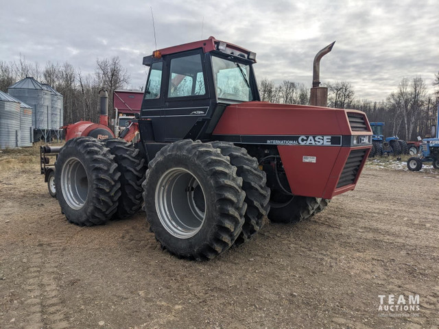 1986 Case IH 4WD Tractor 4494 in Farming Equipment in Regina - Image 2