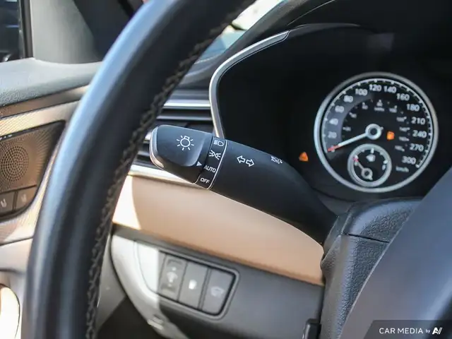 2023 Genesis G70 3.3T Advanced leather heated Seats | Sunroof... in Cars & Trucks in London - Image 17