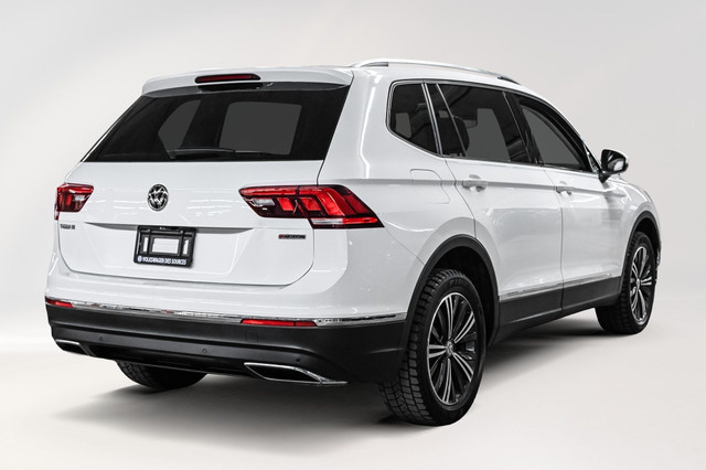 2021 Volkswagen Tiguan Highline 2.0T 8sp at w/Tip 4M Cuir * Toit in Cars & Trucks in City of Montréal - Image 3