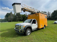 ford f550 nacelle lumiere de sécurité air climatisé vitre électrique propre bien entretenu tres bien... (image 2)
