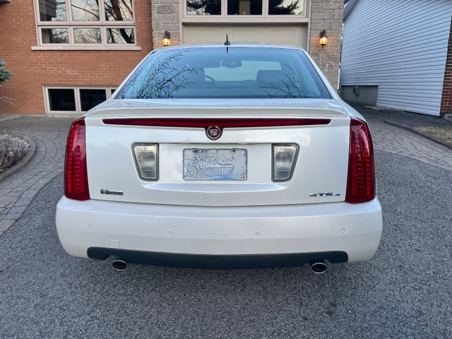 2005 Cadillac STS4 2005 - TRACTION INTÉGRALE in Cars & Trucks in Laval / North Shore - Image 4