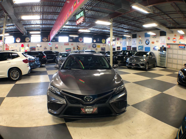2021 Toyota Camry SE AUTO LEATHER A/CARPLAY B/SPOT P/START CAMER in Cars & Trucks in City of Toronto - Image 2