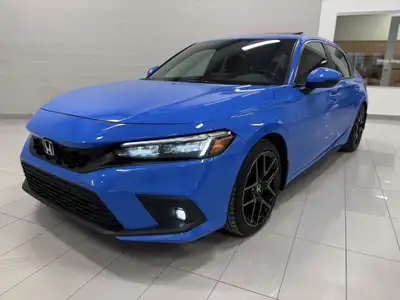 À vendre en consigne : superbe Honda Civic Sport Touring Hatchback manuelle, une version rare qui co...