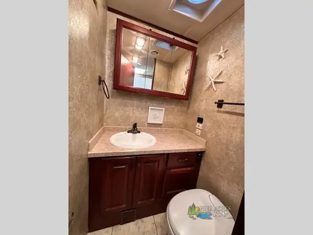 2011 Tiffin Motorhomes Open Road Allegro 32CA 53K Milles Best Pr in RVs & Motorhomes in Moncton - Image 30