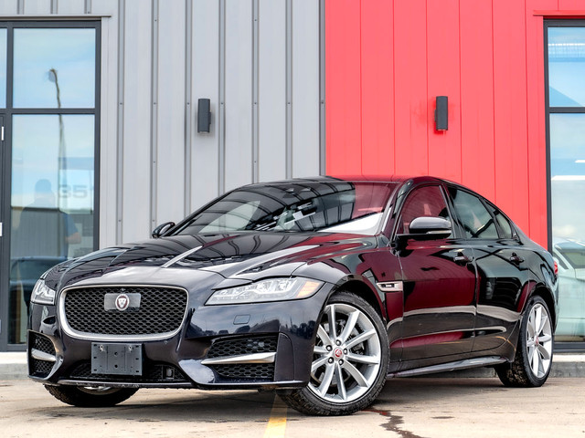  2016 Jaguar XF R-Sport - HUD | Heated Cooled Seats | Lane Keep in Autos et camions  à Saskatoon - Image 3